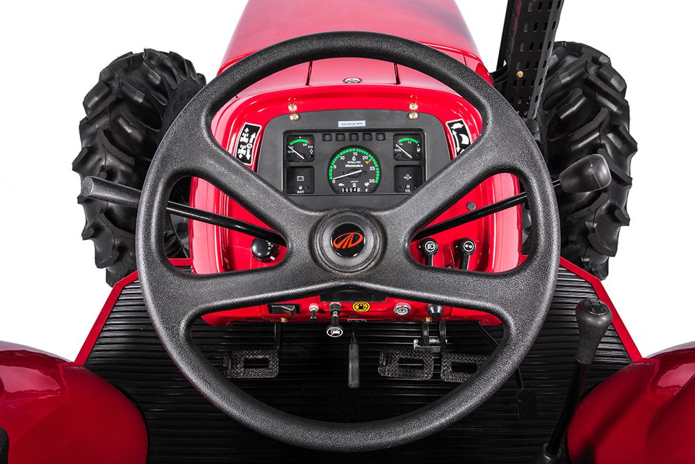 Trator Mahindra 9500S