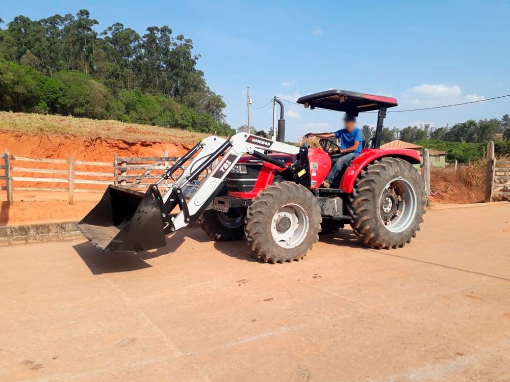 Mahindra_9500_S__-_T81_(2)